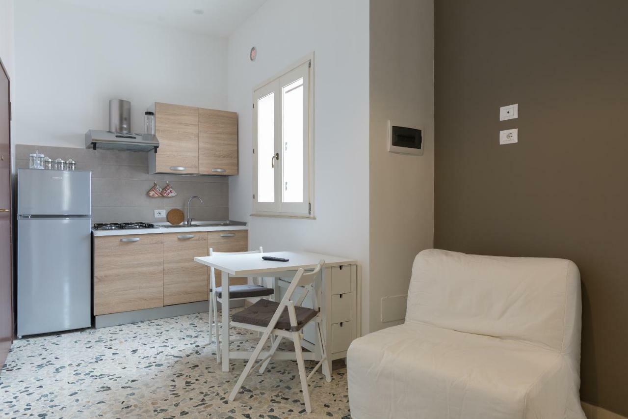 Al Corso Apartments 노토 외부 사진