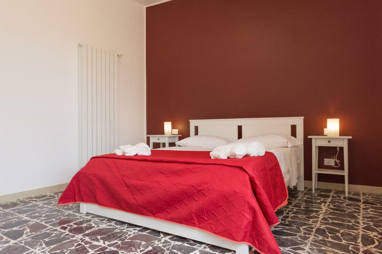 Al Corso Apartments 노토 외부 사진